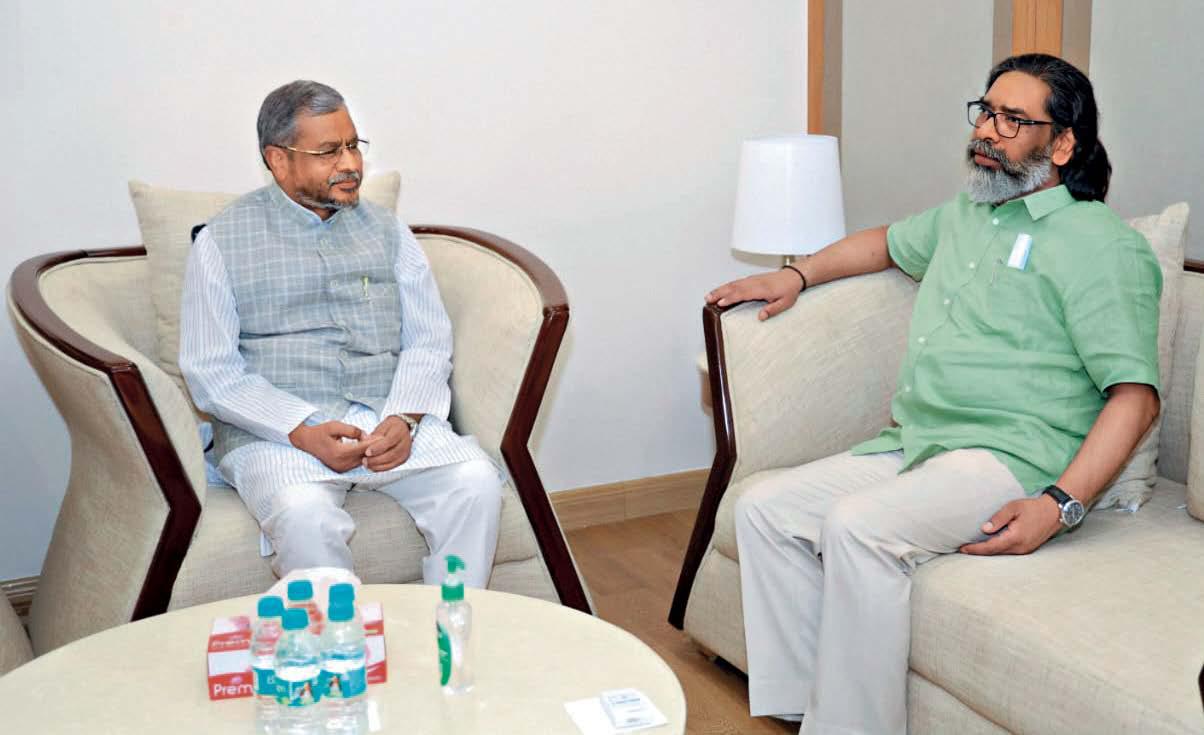 मॉनसून में करवट बदलते हेमंत